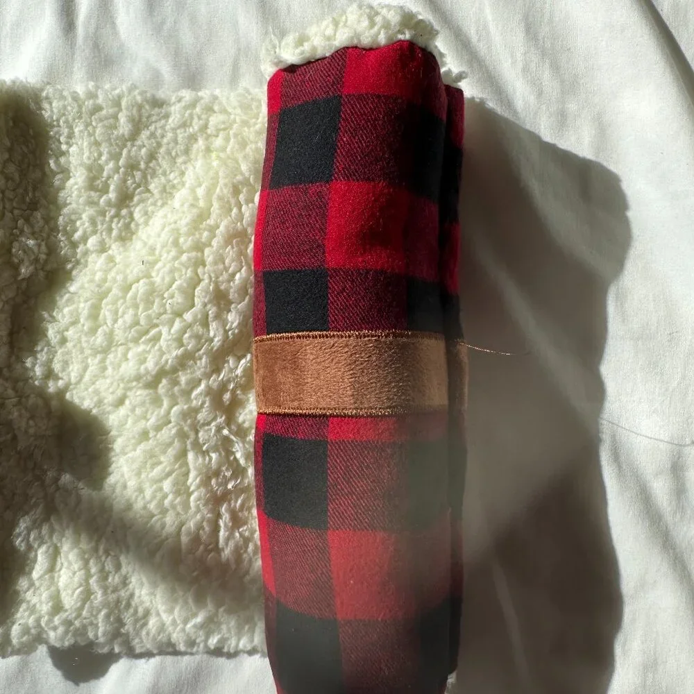 NWOT Bark Box Hygge Snuggler Blanket Squeak Toy, Red and Black Plaid, Large Dog